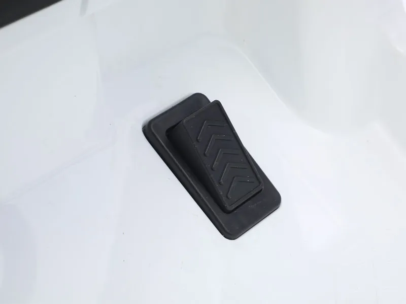 BDQ-0812 Автомобили для катания на 12 Волт